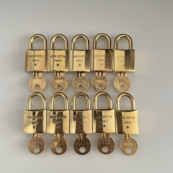 Louis Vuitton Lock & Key 200 Series in Mint Condition- Price is per Lock & Key - Picture 5 of 5